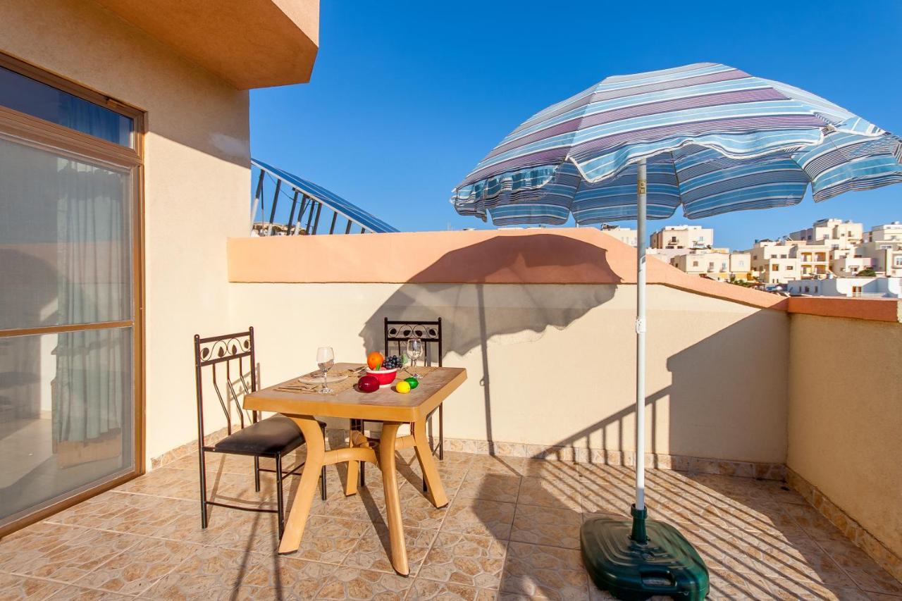 Pool And Sea Merill Apartments - Happy Rentals Mellieha Exterior photo